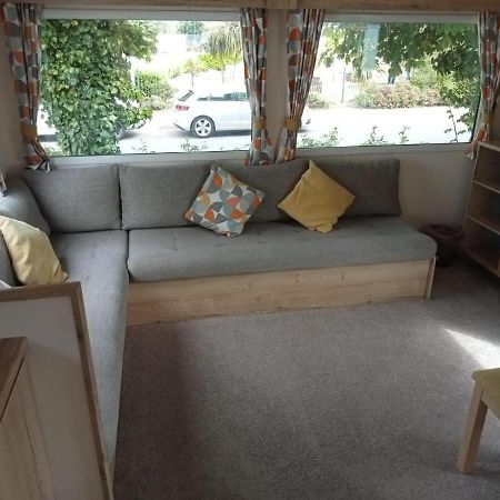 New 2 Bed Holiday Home With Decking In Rockley Park Dorset Near The Sea Lytchett Minster Esterno foto